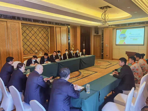8.酒店公司召开管理岗位竞聘大会_副本.jpg