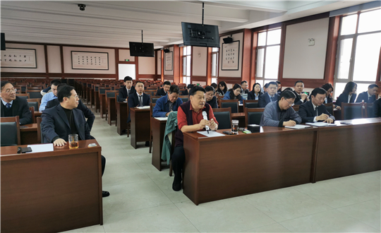 2.马秉臣副董事长在会议上讲话_副本.jpg 2.马秉臣副董事长在会议上讲话_副本.jpg