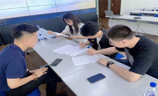 2_副本.jpg 2_副本.jpg