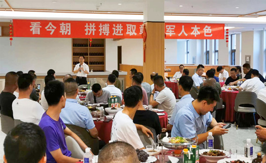 2 可拼接或滑动_副本.jpg 2 可拼接或滑动_副本.jpg