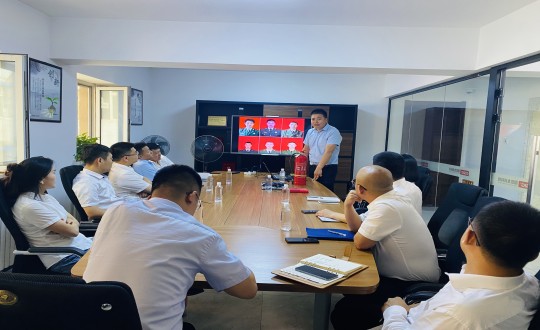 16.供热总公司金润科技公司组织开展消防安全培训_副本.jpg